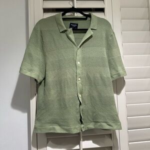 Abercrombie and Fitch Stitched button through sweater polo size L